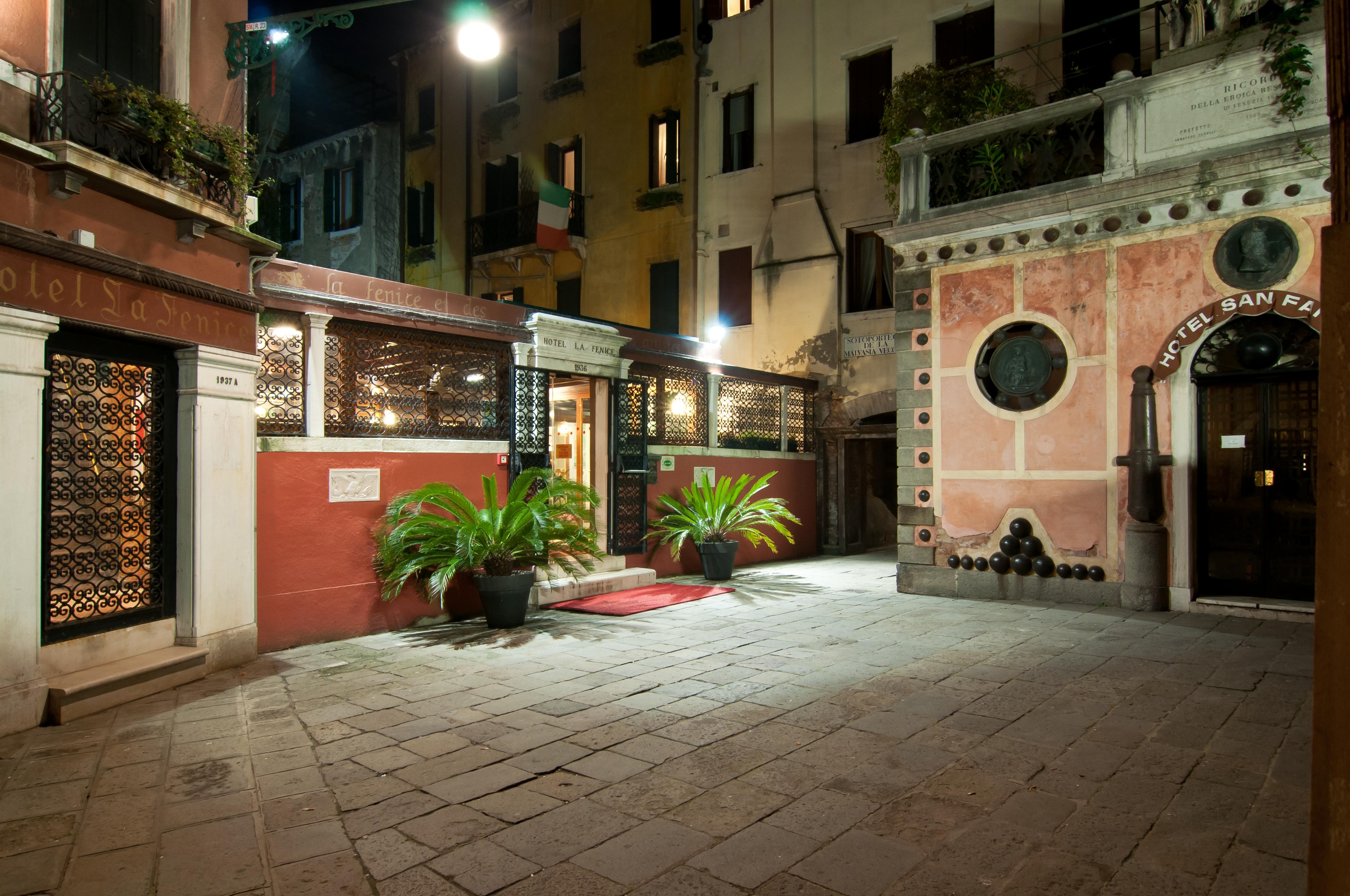 Hotel La Fenice et Des Artistes Venetië Buitenkant foto